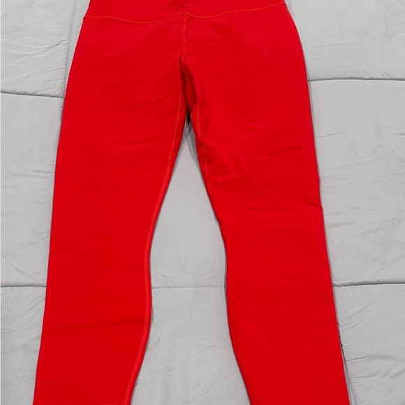 Fabletics Powerhold Vibrant Red 7/8 Leggings - Picture 1 of 3